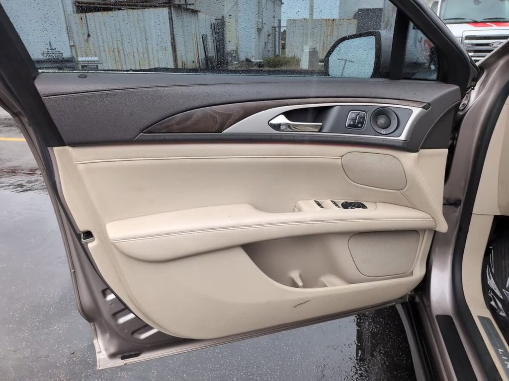 Used 2018 Lincoln MKZ Reserve w/ Climate Package AWD/4WD image 13