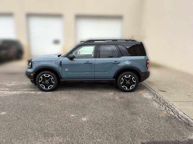Used 2022 Ford Bronco Sport Outer Banks AWD/4WD image 13