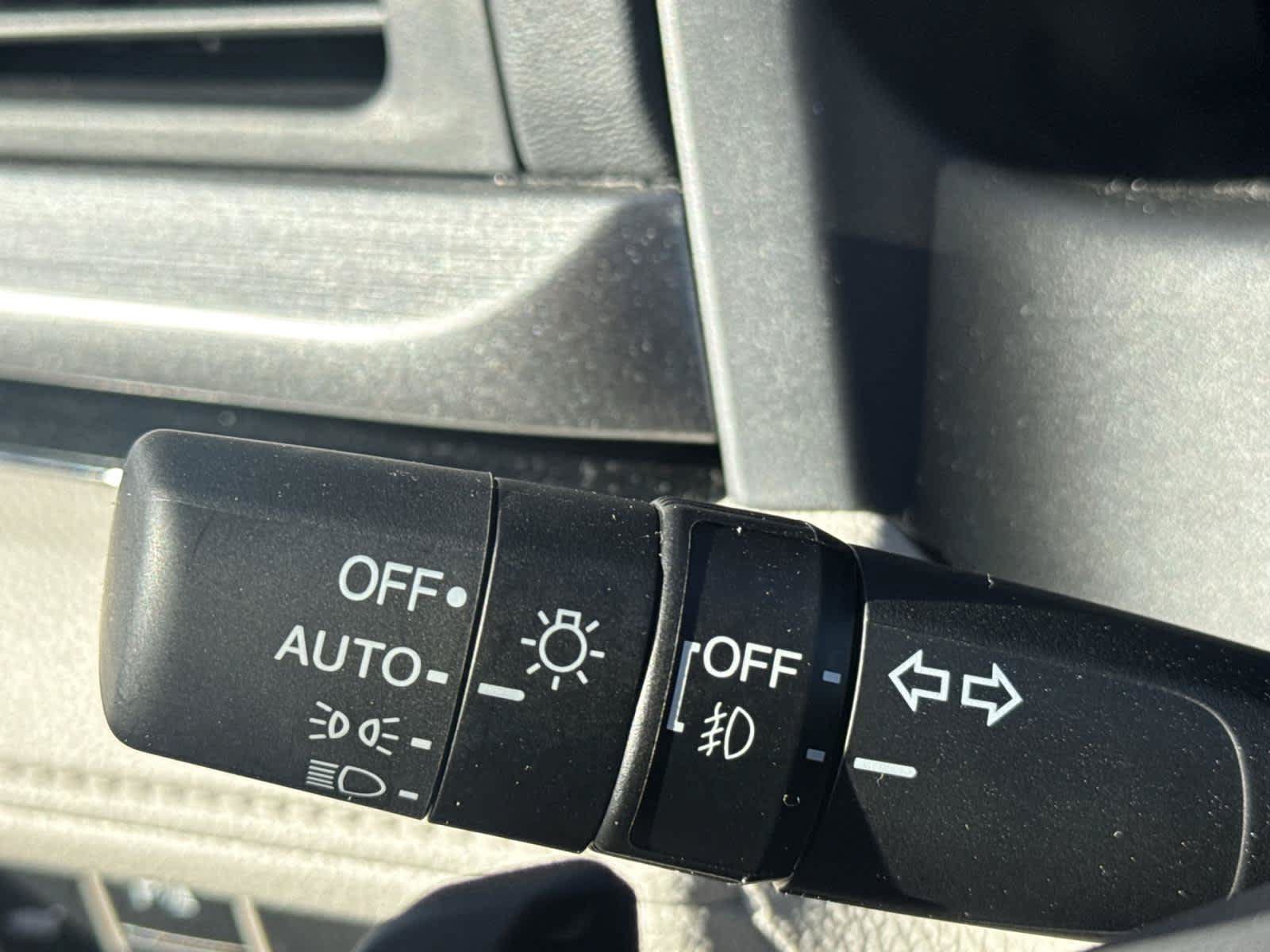 Used 2026 Honda Odyssey Touring image 15