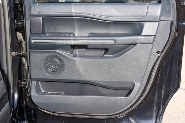 Used 2024 Ford Expedition Max XLT image 18