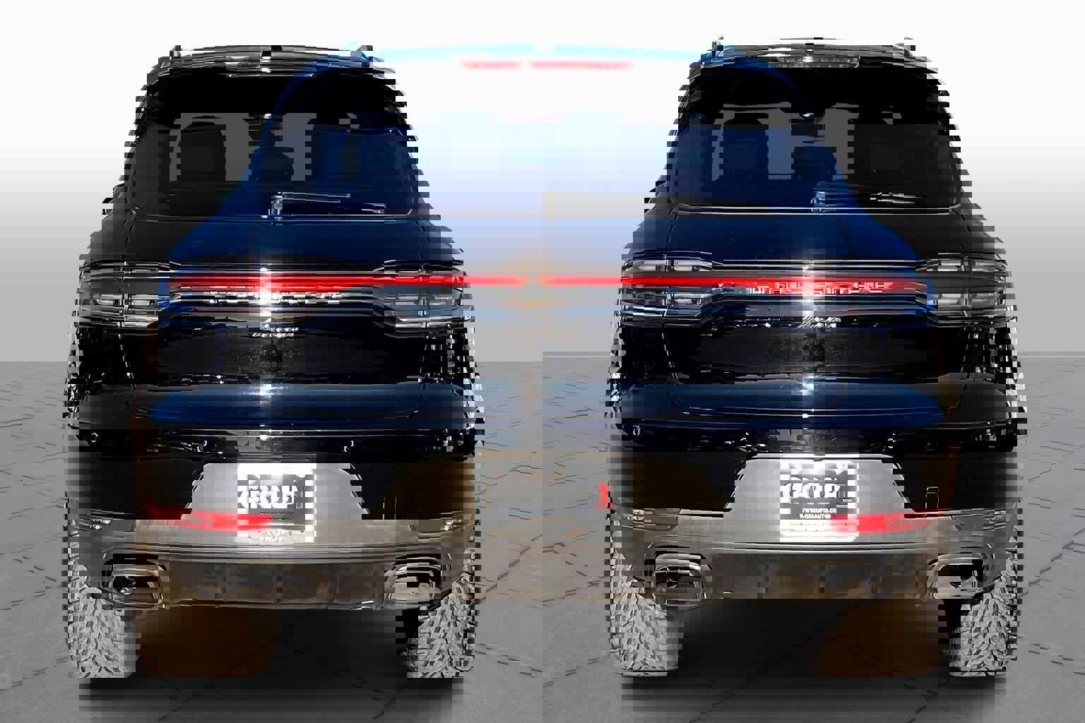 Used 2021 Porsche Macan image 7