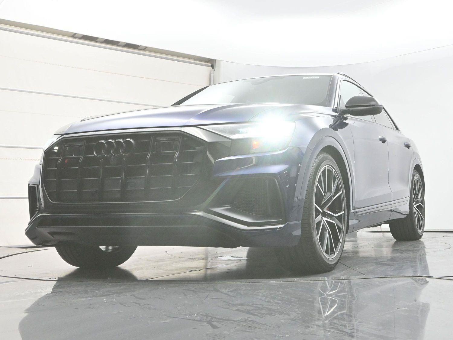 Used 2023 Audi SQ8 Premium Plus AWD/4WD image 36