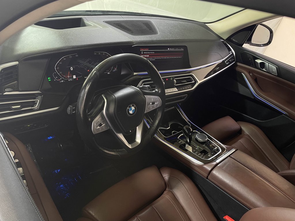 Used 2021 BMW X7 xDrive40i w/ Premium Package image 11