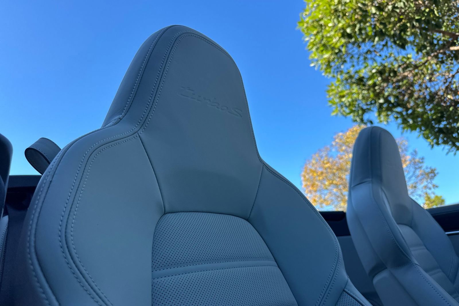 Used 2022 Porsche 911 Turbo S image 19