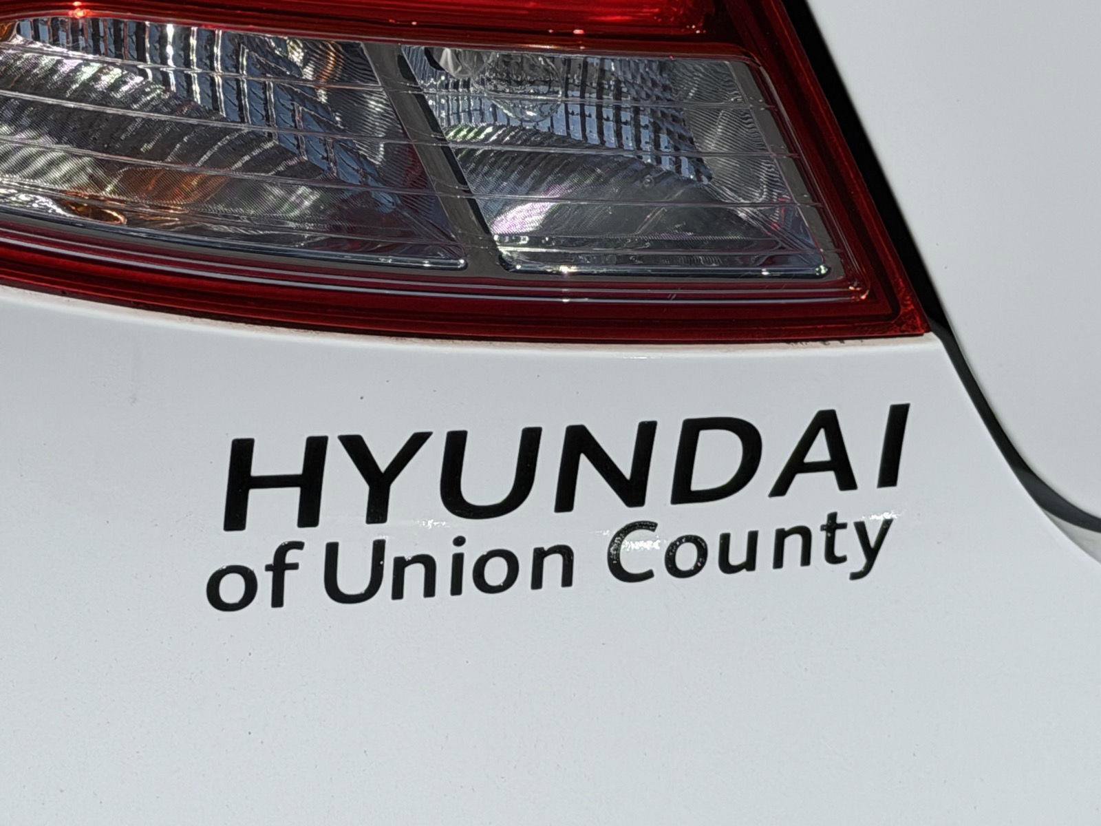 Used 2017 Hyundai Accent SE FWD image 22