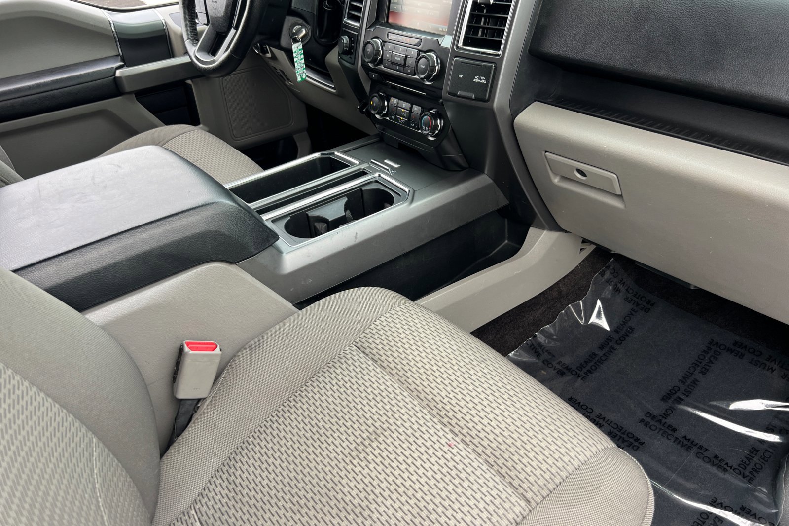 Used 2015 Ford F150 XLT w/ Equipment Group 302A Luxury image 13