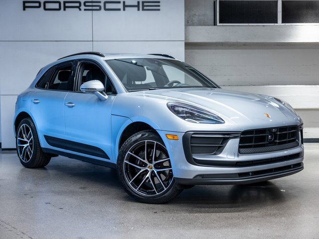 Certified 2025 Porsche Macan image 10
