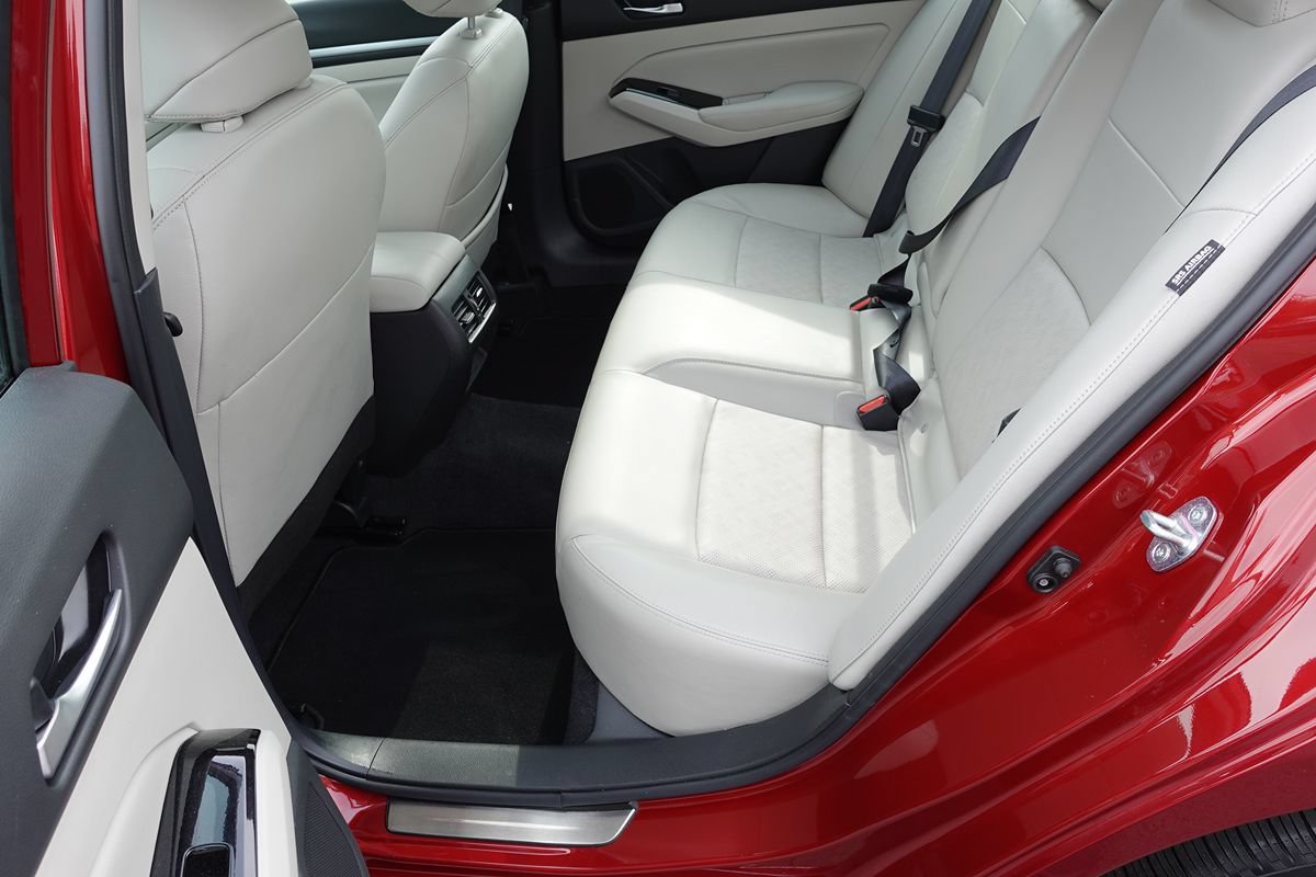 Used 2024 Nissan Altima 2.5 SL AWD/4WD image 22