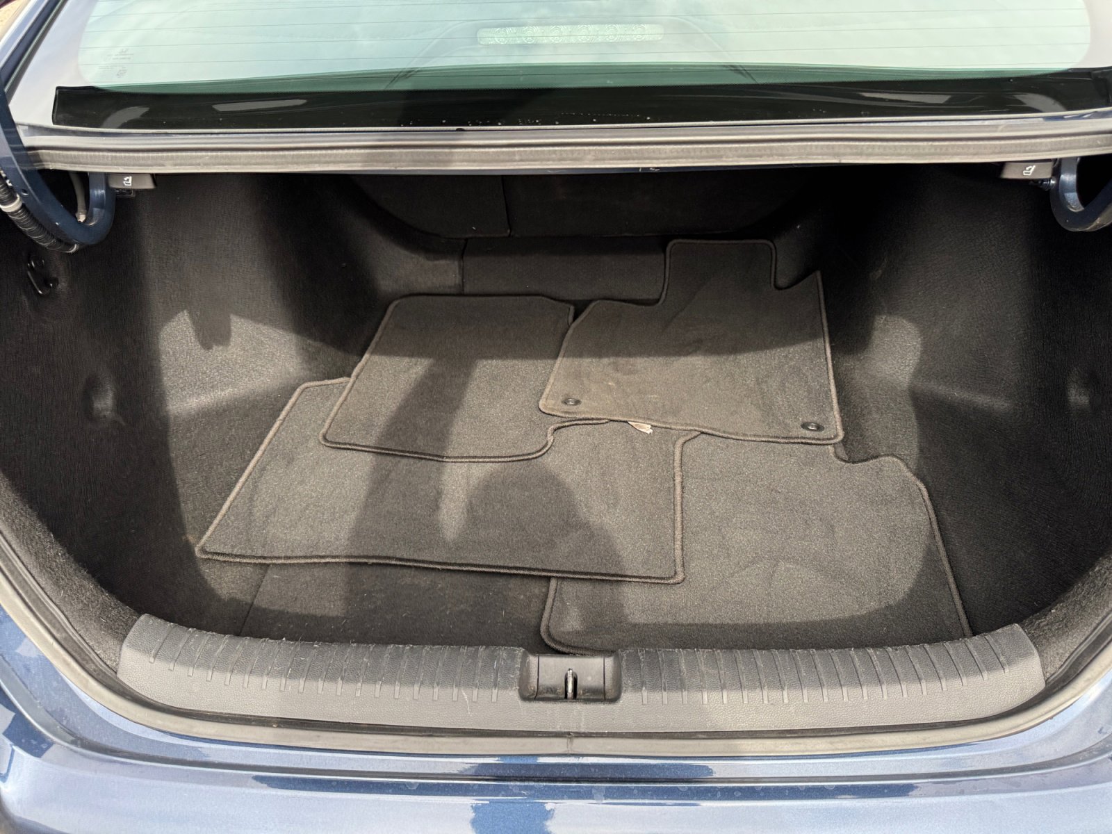 Used 2023 Honda Accord EX image 32