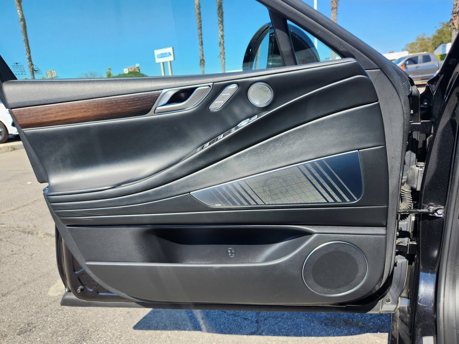 Used 2022 Genesis G80 2.5T w/ Advanced Package RWD image 19