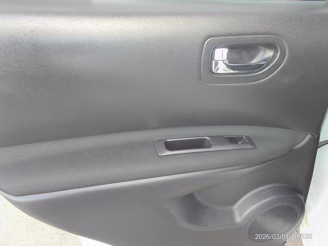 Used 2015 Nissan Rogue S w/ Convenience Package image 15