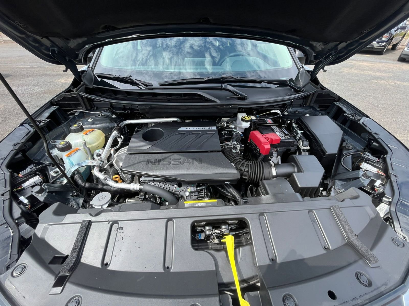 Used 2025 Nissan Rogue SV image 34