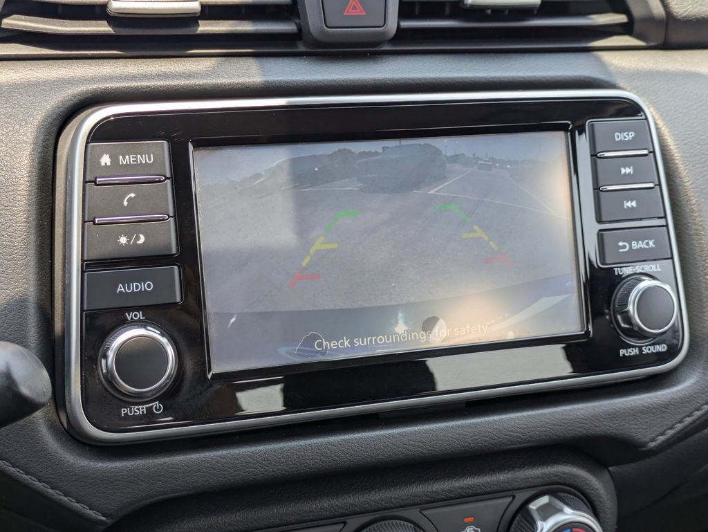 Used 2020 Nissan Versa S FWD image 17