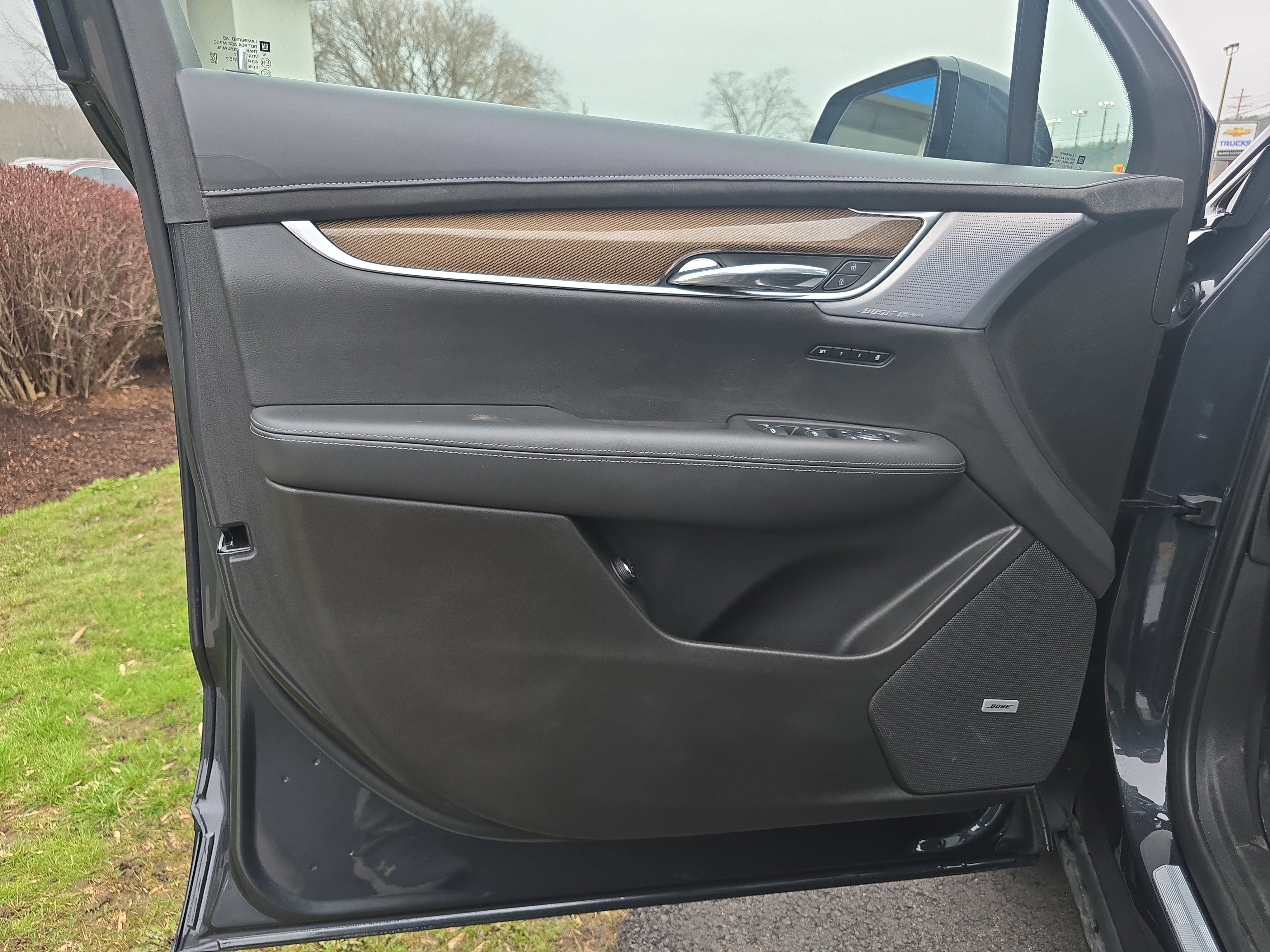 Used 2023 Cadillac XT6 Sport w/ Platinum Package image 18