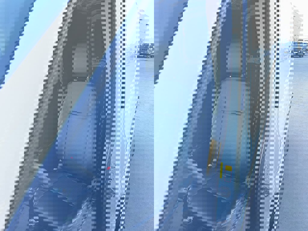 New 2026 Ford Transit 250 148 Medium Roof w/ Load Area Protection Package image 22