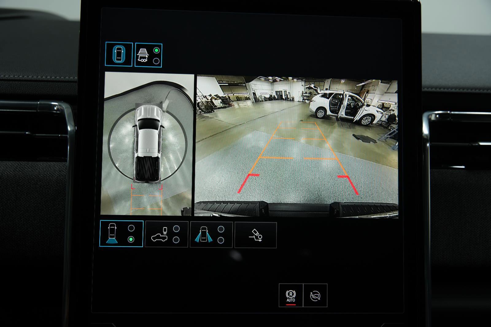 New 2026 GMC Sierra EV Elevation image 34