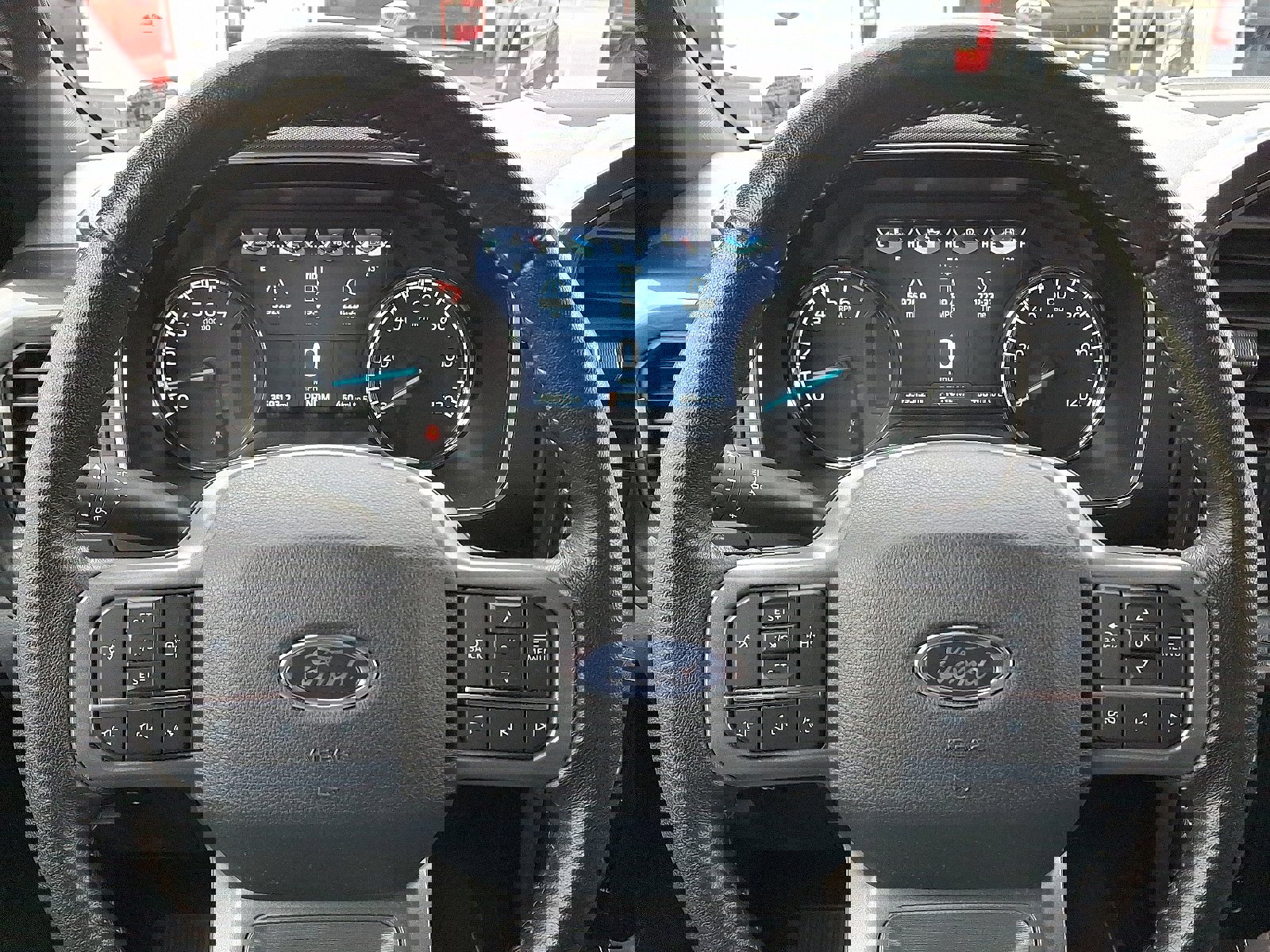 Certified 2022 Ford F150 XLT w/ Equipment Group 302A High image 19