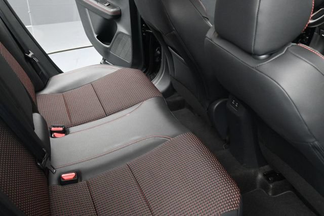 Used 2025 Nissan Kicks SR FWD image 46