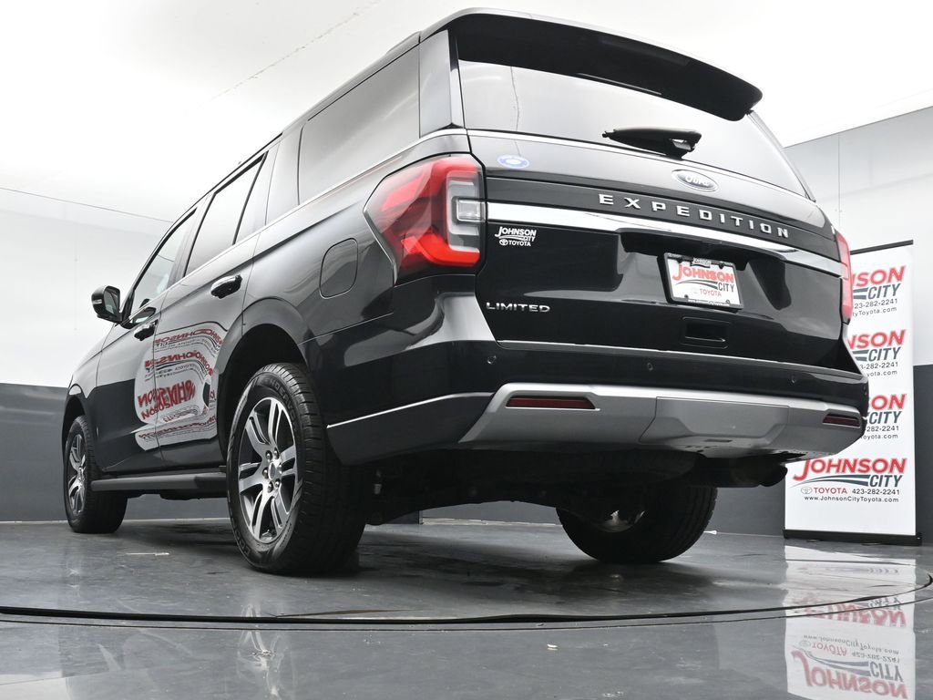 Used 2023 Ford Expedition Limited AWD/4WD image 31
