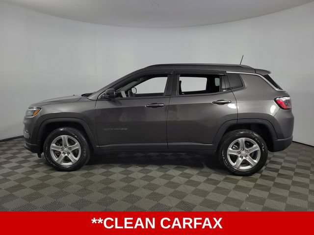 Used 2023 Jeep Compass Latitude w/ Convenience Group AWD/4WD image 5