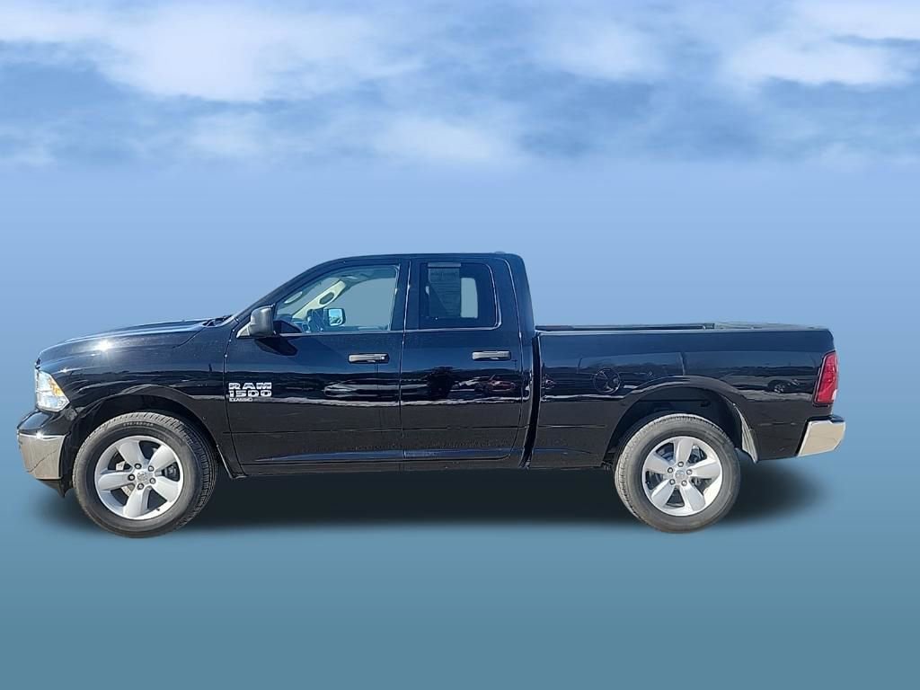 Used 2024 RAM 1500 Classic SLT AWD/4WD image 4