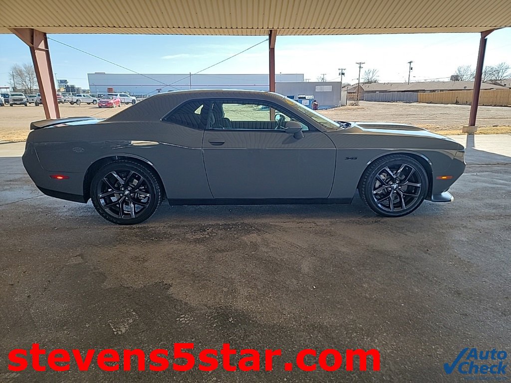 Used 2023 Dodge Challenger R/T w/ Blacktop Package image 6
