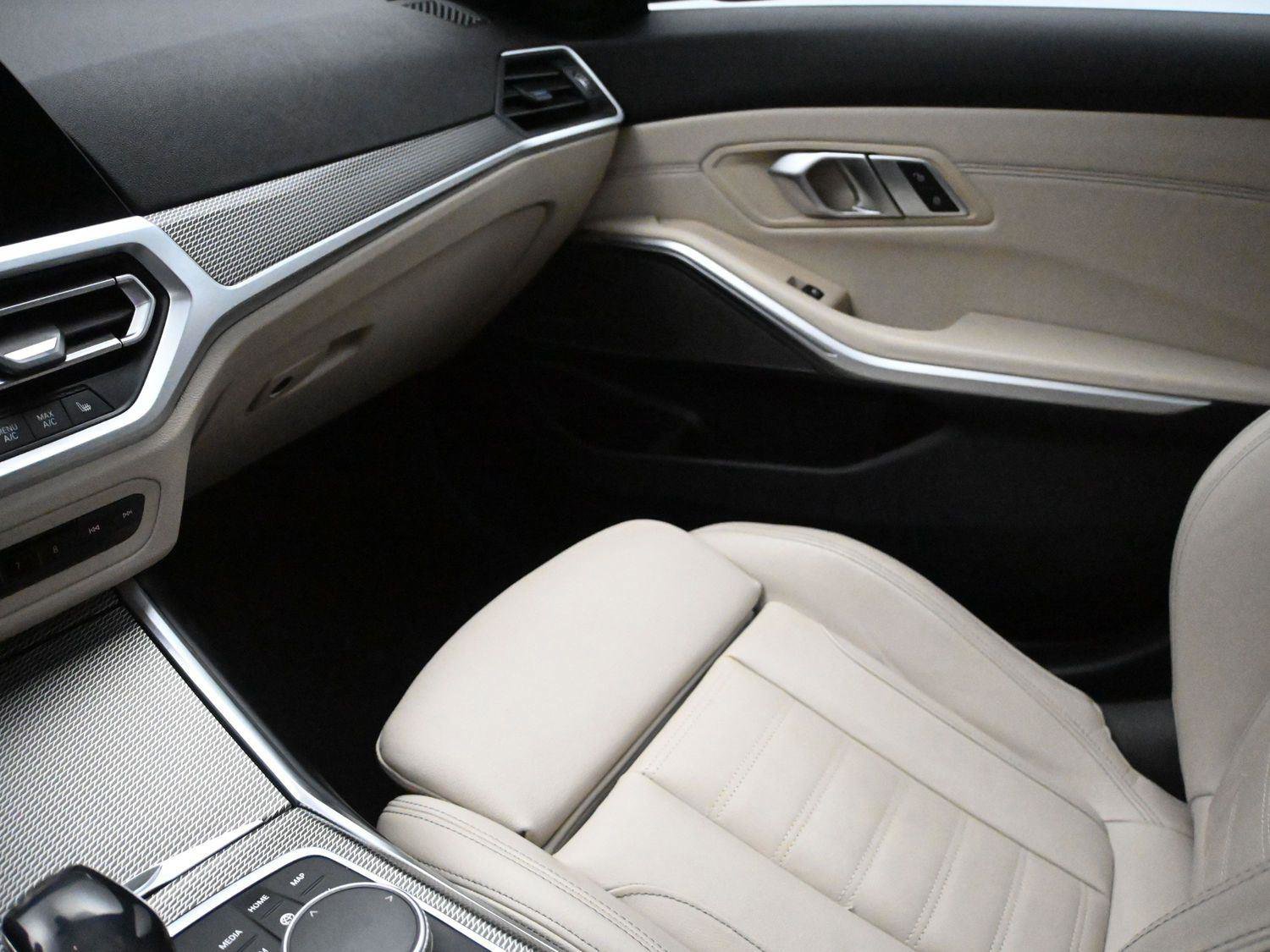 Used 2020 BMW M340i xDrive w/ Premium Package image 7