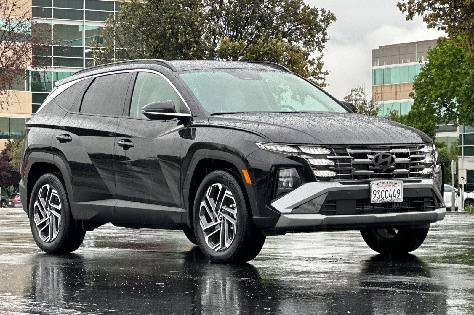 Used 2025 Hyundai Tucson Limited image 2