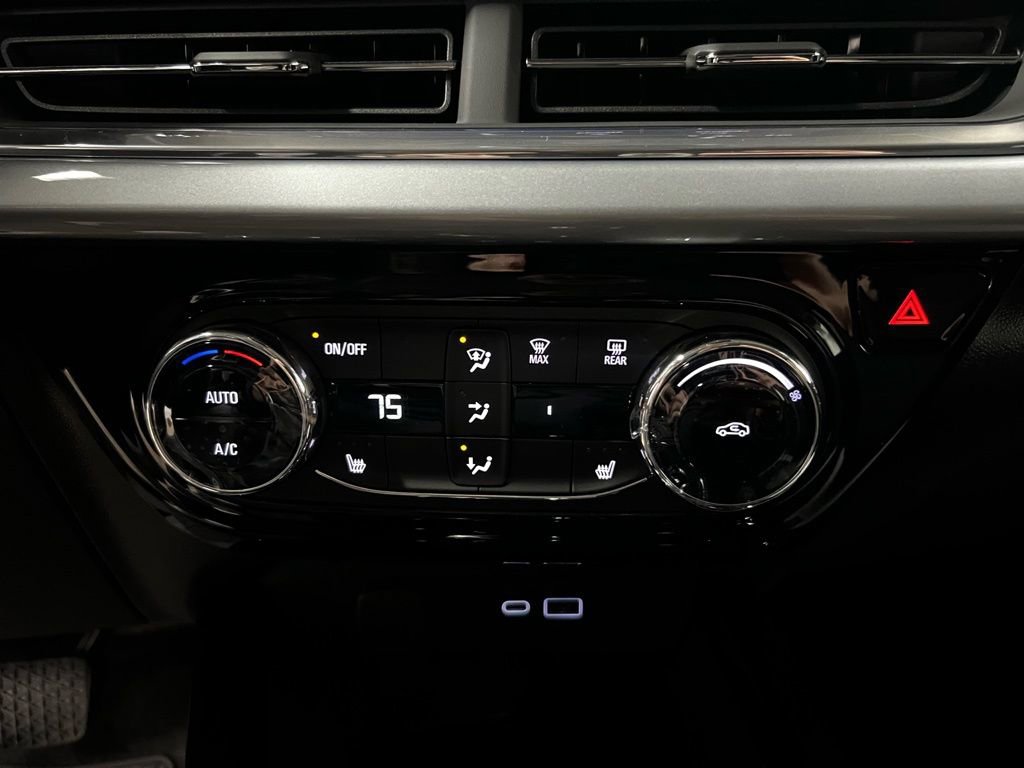 New 2026 Chevrolet Trax LT w/ Driver Confidence Package image 20