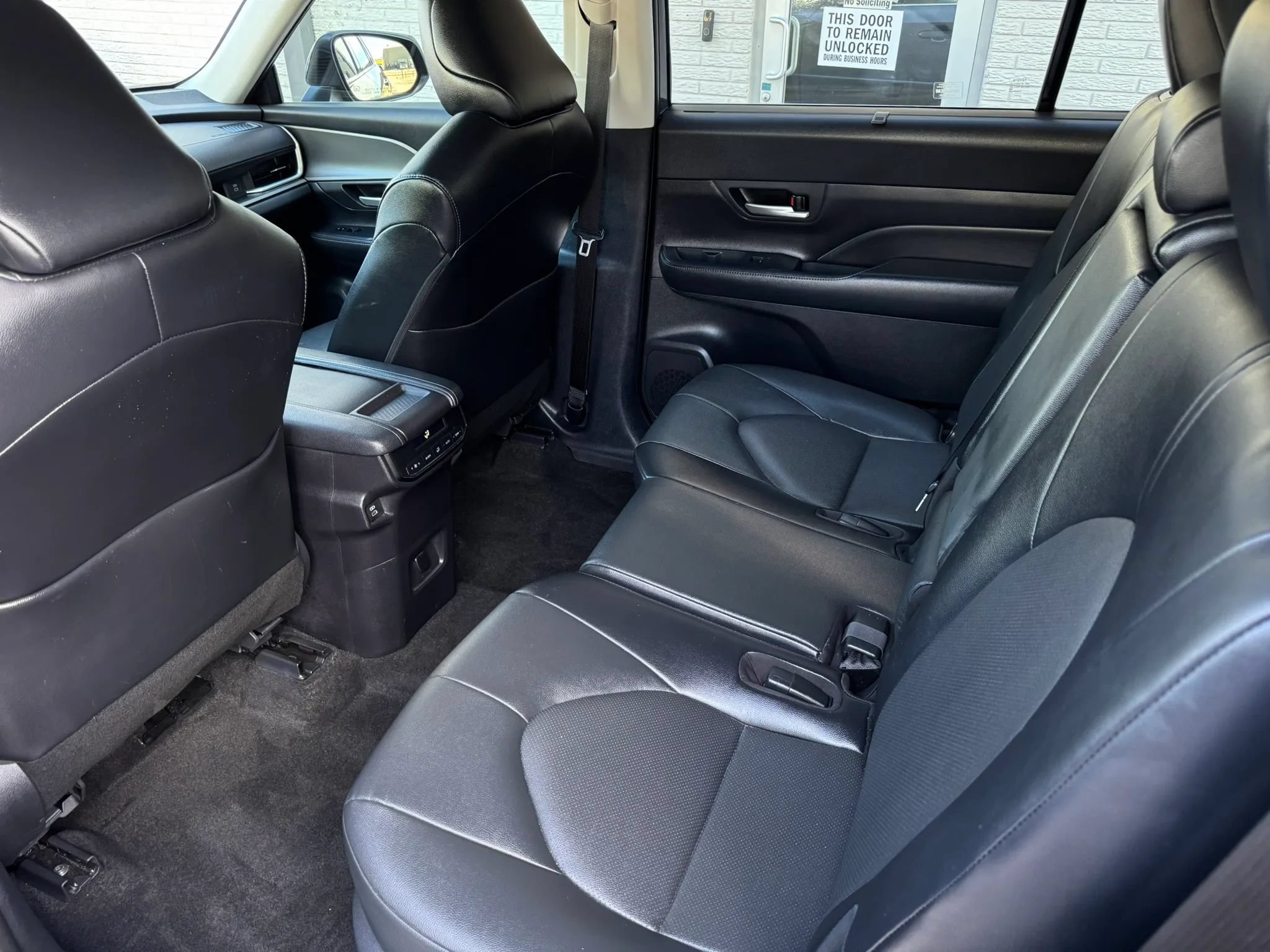 Used 2024 Toyota Grand Highlander FWD image 18