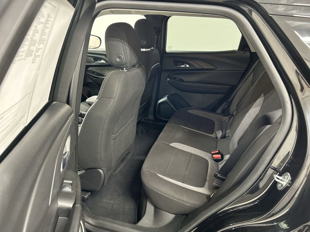 Used 2023 Chevrolet TrailBlazer LT w/ Convenience Package FWD image 19