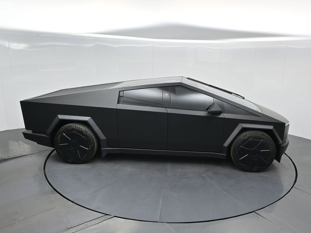 Used 2024 Tesla Cybertruck AWD Crew Cab image 51