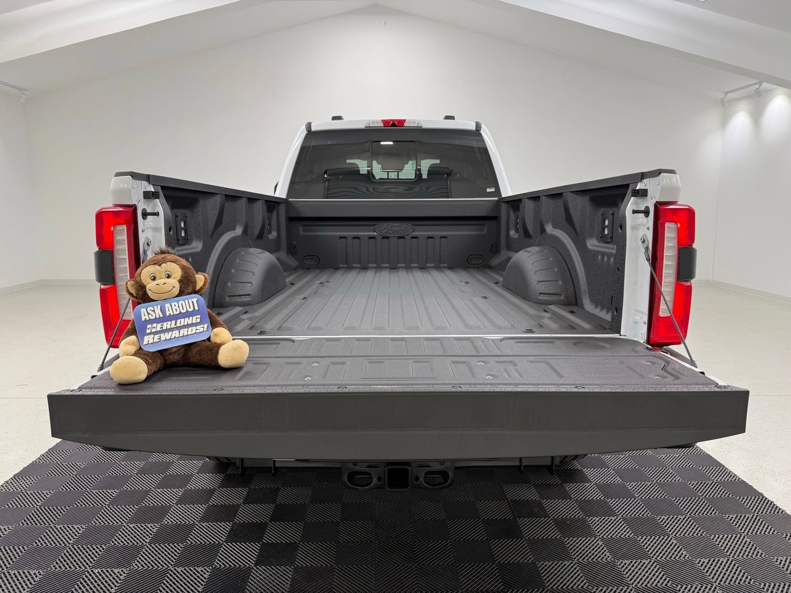 New 2026 Ford F250 XL w/ STX Appearance Package AWD/4WD image 9