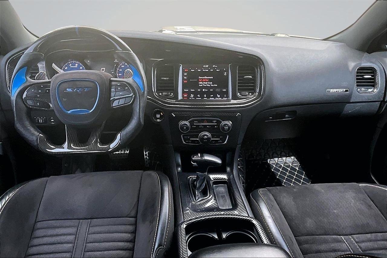 Used 2018 Dodge Charger R/T image 7