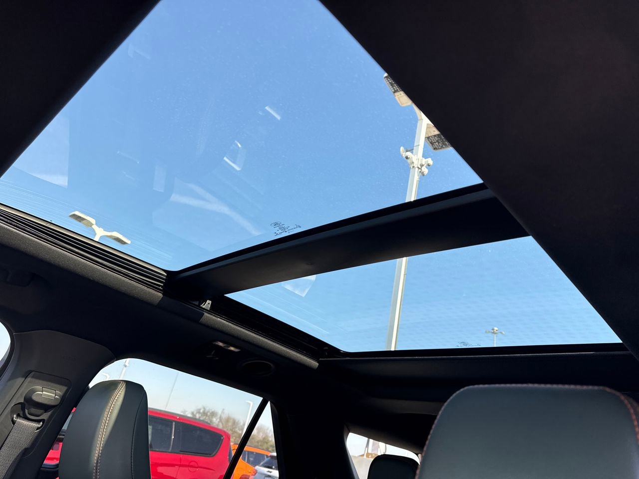 Used 2022 Ford Explorer Timberline image 12