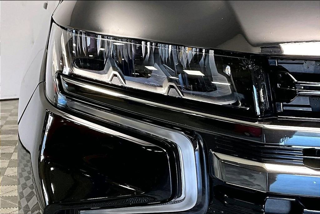 Used 2021 Chevrolet Tahoe Z71 image 28