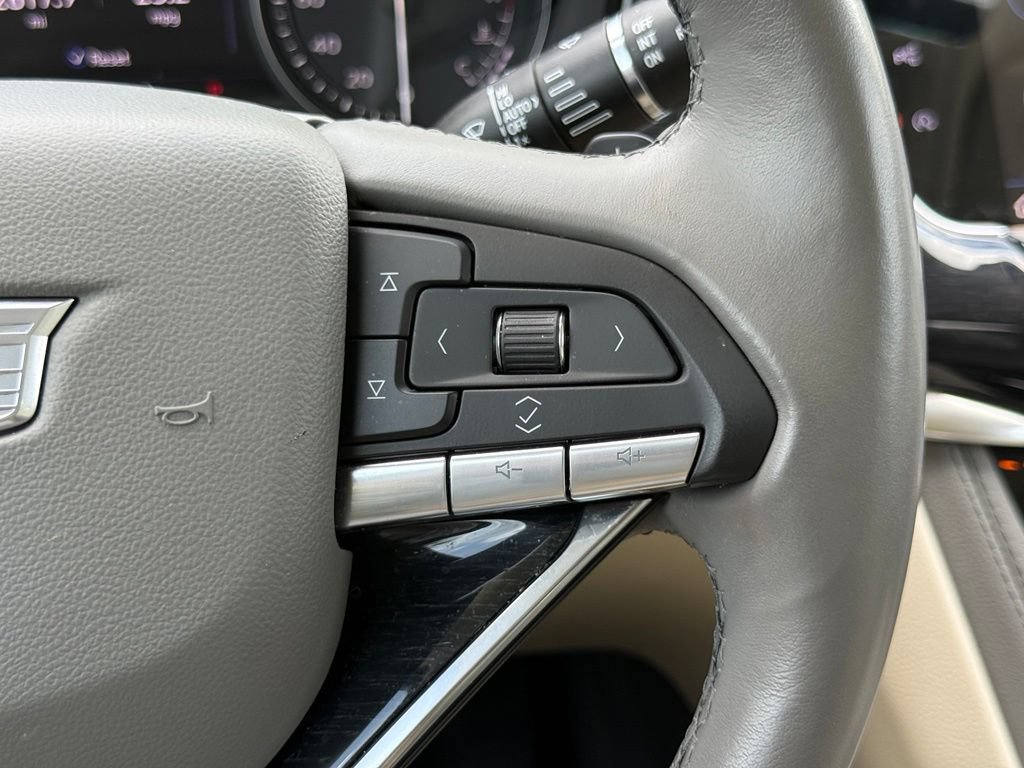 Certified 2024 Cadillac XT6 Premium Luxury w/ Technology Package FWD image 31