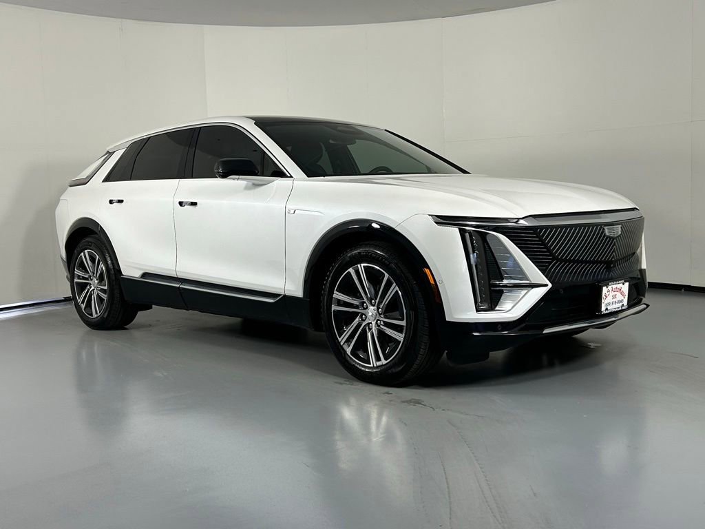 Used 2024 Cadillac Lyriq Luxury w/ LPO, Floor Liner Package