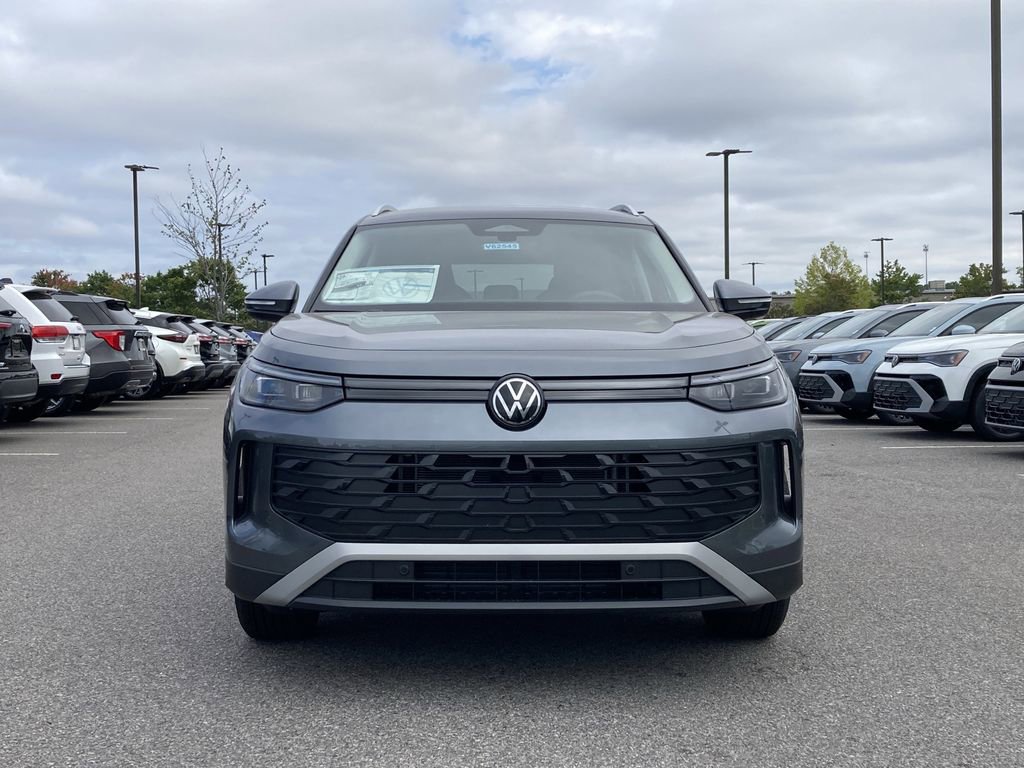 New 2025 Volkswagen Tiguan S image 8