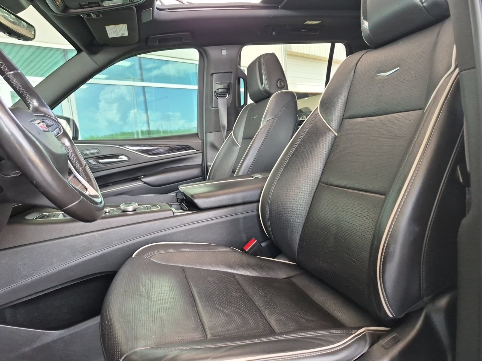 Used 2021 Cadillac Escalade Sport AWD/4WD image 14