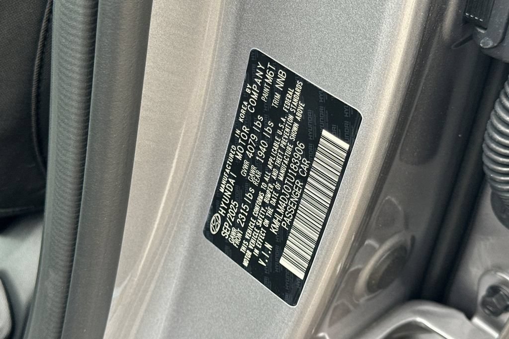 New 2026 Hyundai Elantra SEL FWD image 24