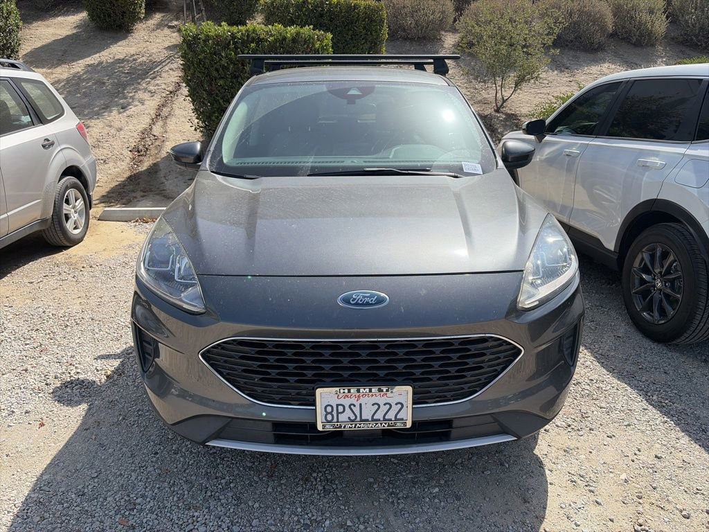 Used 2020 Ford Escape SE FWD image 3
