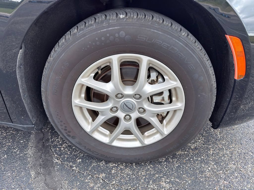 Used 2023 Chrysler Pacifica Touring-L FWD image 23