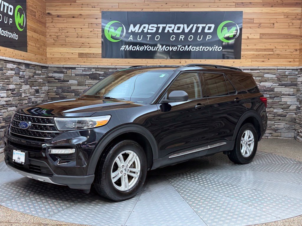 Used 2020 Ford Explorer XLT w/ Equipment Group 202A AWD/4WD image 8
