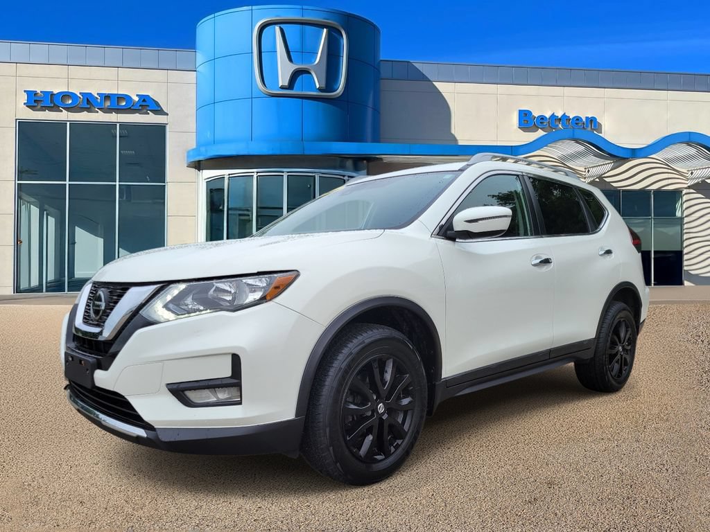 Used 2020 Nissan Rogue SV AWD/4WD image 2