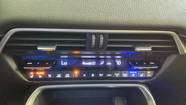 New 2026 MAZDA CX-90 Plug-In Hybrid w/Premium Sport AWD/4WD image 22