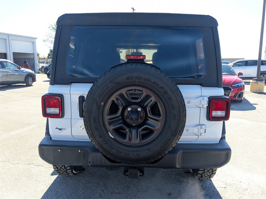 Used 2020 Jeep Wrangler Unlimited Sport image 4