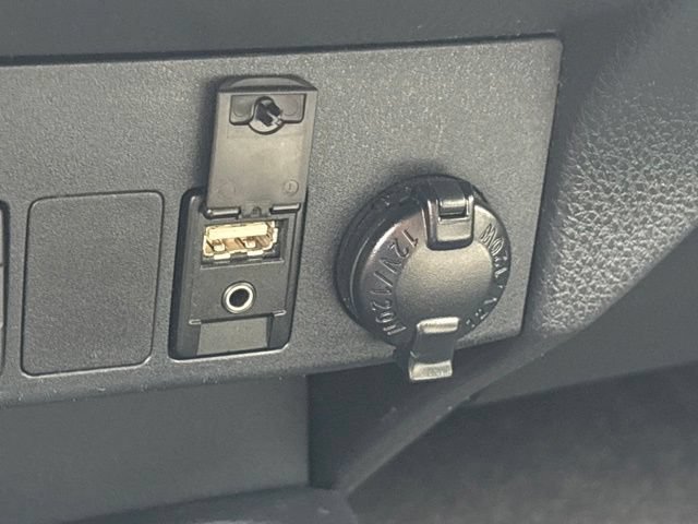Used 2018 Toyota RAV4 XLE w/ Convenience Package AWD/4WD image 19