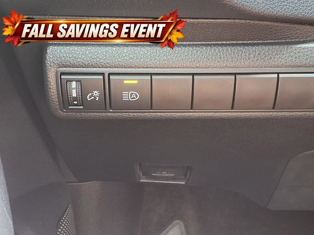 Used 2020 Toyota Corolla SE FWD image 22