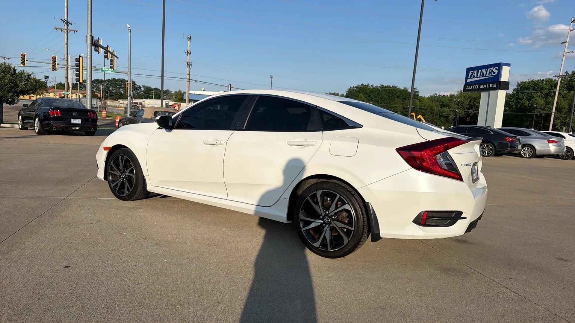 Used 2019 Honda Civic Sport image 11